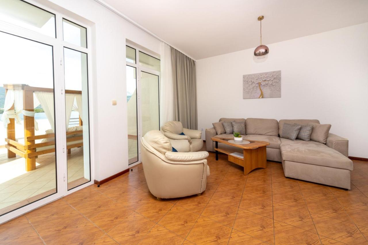 Apartments Adeona Tivat Kültér fotó